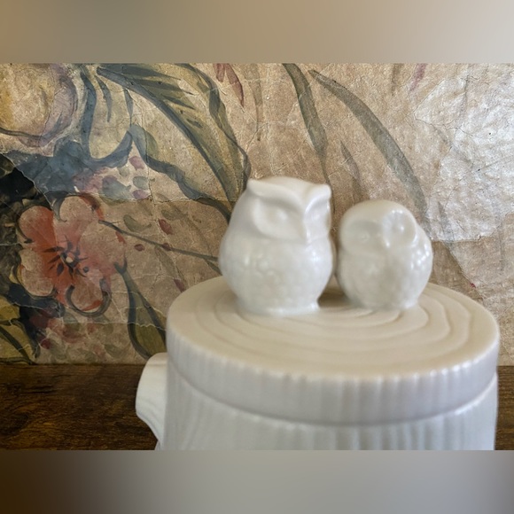 Partylite Owls on Tree Stump Tea Light Holder - Picture 2 of 7